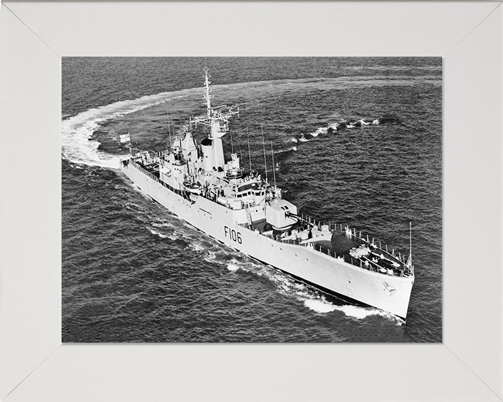 HMS Brighton F106 | Photo Print | Framed Print | Rothesay Class | Frigate | Royal Navy Hampshire Prints