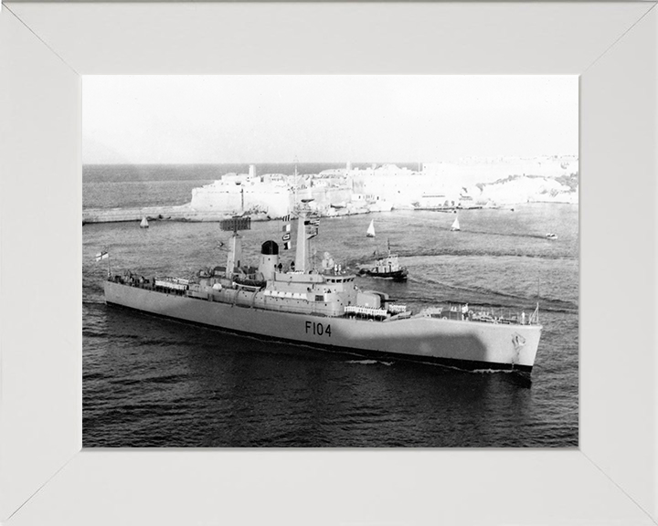 HMS Dido F104 | Photo Print | Framed Print | Leander Class | Frigate | Royal Navy Hampshire Prints