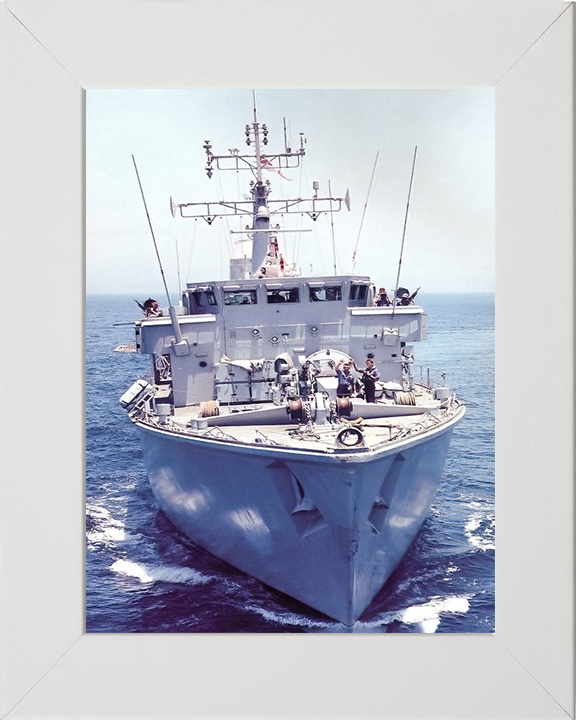 HMS Brecon M29 Royal Navy Hunt class mine countermeasures vessel Photo Print or Framed Print - Hampshire Prints