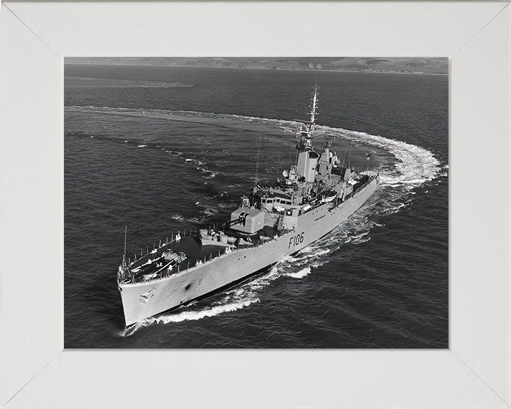 HMS Brighton F106 Royal Navy Rothesay Class Frigate Photo Print or Framed Print - Hampshire Prints