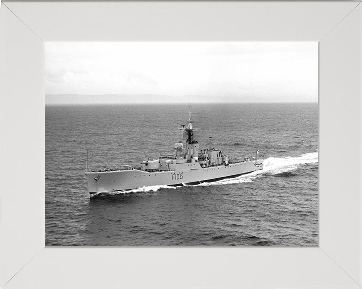 HMS Brighton F106 Royal Navy Rothesay Class Frigate Photo Print or Framed Print - Hampshire Prints