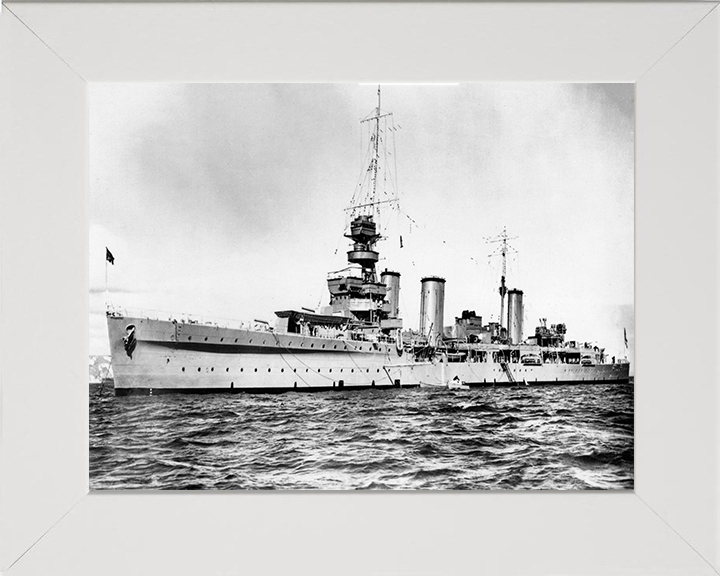 HMS Emerald D66 | Photo Print | Framed Print | Emerald Class | Light Cruiser | Royal Navy Hampshire Prints