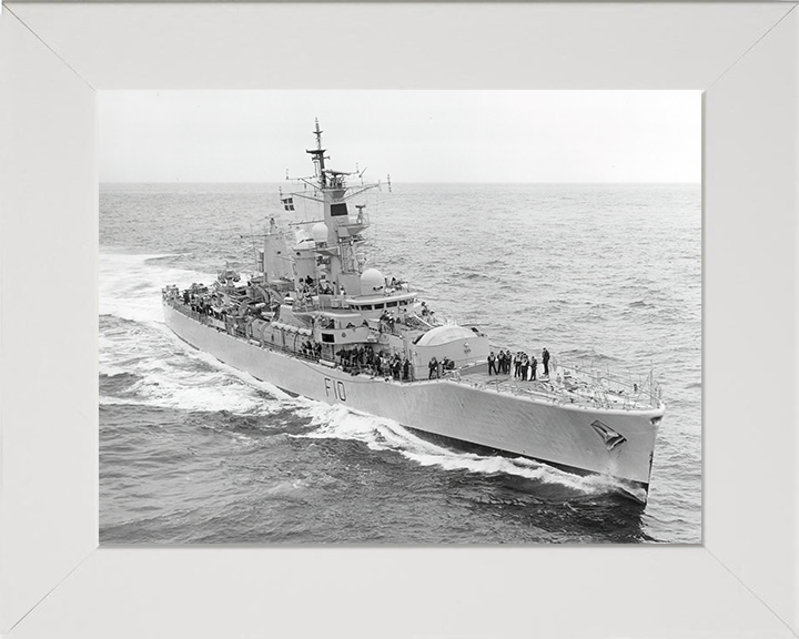 HMS Aurora F10 | Photo Print | Framed Print | Leander Class | Frigate | Royal Navy Hampshire Prints