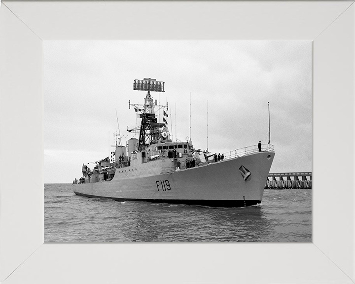 HMS Eskimo F119 Royal Navy Tribal class Frigate Photo Print or Framed Print - Hampshire Prints