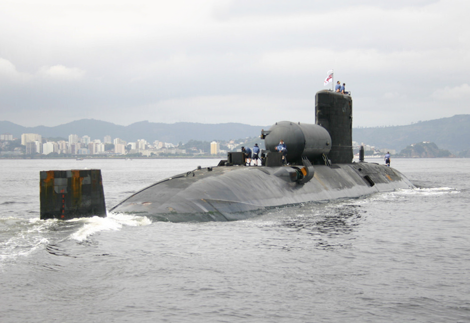 HMS Spartan S105 Submarine | Photo Print | Framed Print | Swiftsure Class | Royal Navy Hampshire Prints