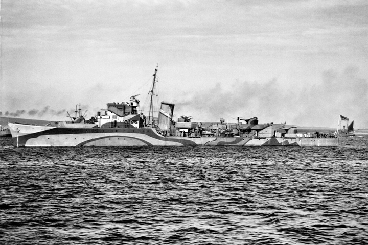 HMS Tetcott L99 Royal Navy Hunt class destroyer Photo Print or Framed Print - Hampshire Prints