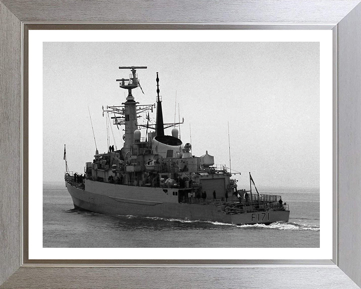 HMS Avenger F185 | Photo Print | Framed Print | Poster | Type 21 | Frigate | Royal Navy Hampshire Prints