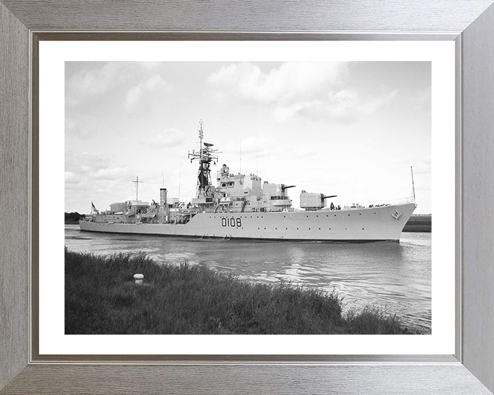 HMS Dainty D108 | Photo Print | Framed Print | Daring Class | Destroyer | Royal Navy Hampshire Prints
