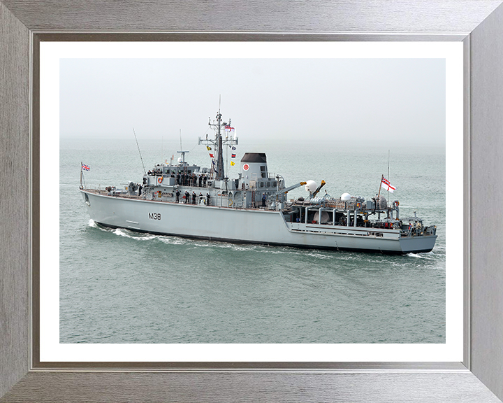 HMS Atherstone M38 Royal Navy Hunt class mine countermeasures vessel Photo Print or Framed Print - Hampshire Prints