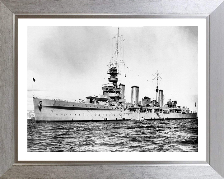 HMS Emerald D66 | Photo Print | Framed Print | Emerald Class | Light Cruiser | Royal Navy Hampshire Prints