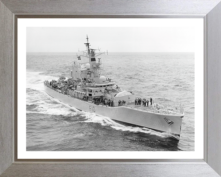 HMS Aurora F10 | Photo Print | Framed Print | Leander Class | Frigate | Royal Navy Hampshire Prints
