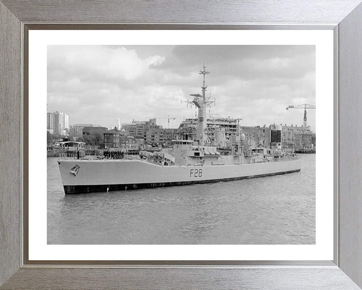 HMS Cleopatra F28 | Photo Print | Framed Print | Leander Class | Frigate | Royal Navy Hampshire Prints