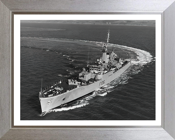 HMS Brighton F106 Royal Navy Rothesay Class Frigate Photo Print or Framed Print - Hampshire Prints