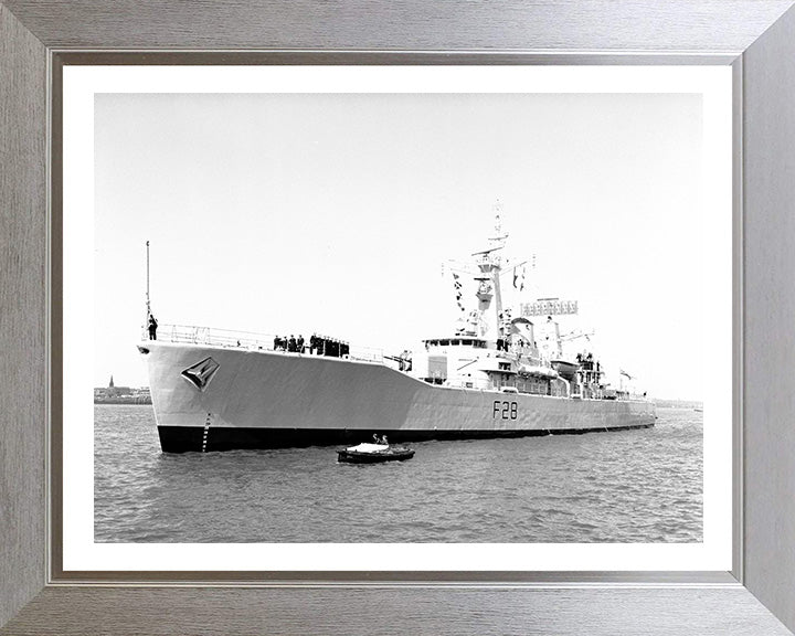 HMS Cleopatra F28 | Photo Print | Framed Print | Leander Class | Frigate | Royal Navy Hampshire Prints