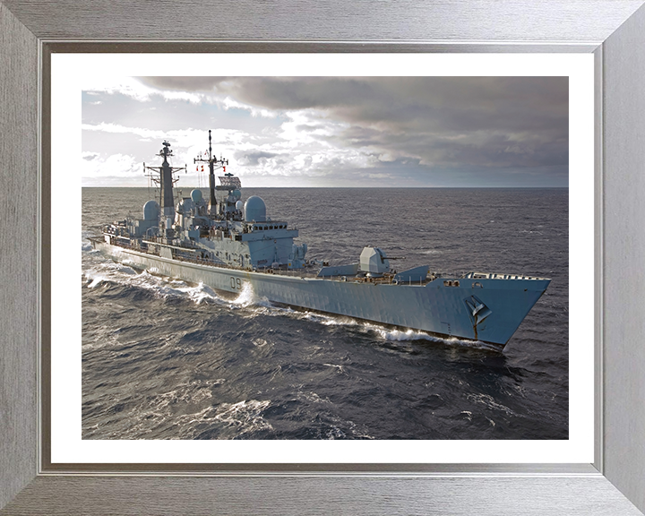 HMS Edinburgh D97 Royal Navy Type 42 Destroyer Photo Print or Framed Print - Hampshire Prints