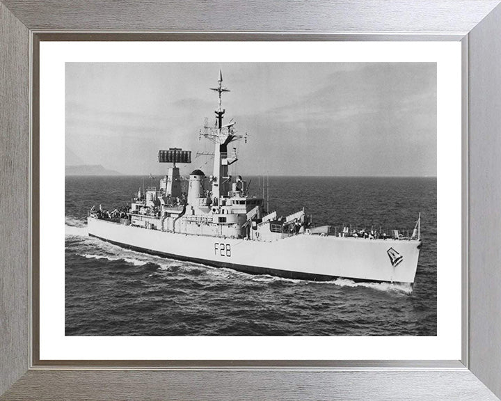 HMS Cleopatra F28 | Photo Print | Framed Print | Leander Class | Frigate | Royal Navy Hampshire Prints