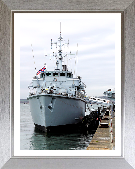 HMS Cattistock M31 | Photo Print | Framed Print | Hunt Class | Minehunter | Royal Navy Hampshire Prints