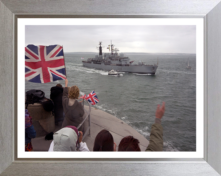 HMS Cardiff D108 Royal Navy Type 42 destroyer Photo Print or Framed Print - Hampshire Prints