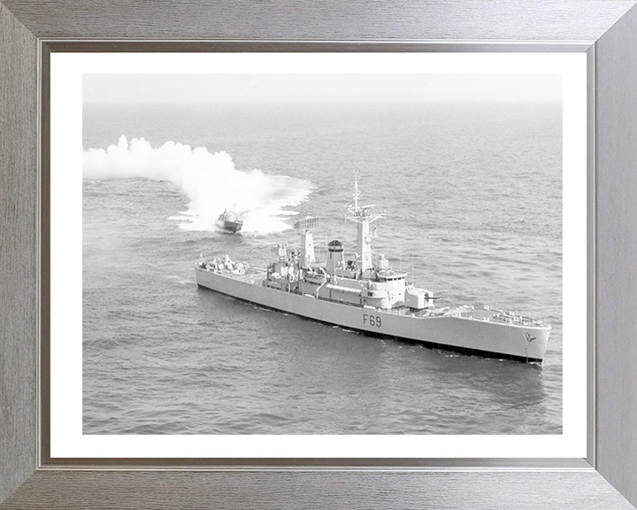 HMS Bacchante F69 | Photo Print | Framed Print | Leander Class | Frigate | Royal Navy Hampshire Prints