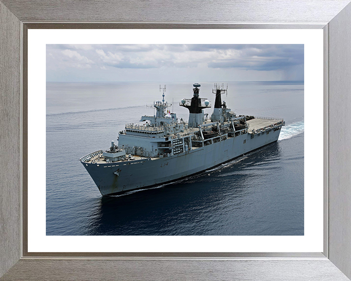 HMS Albion L14 | Photo Print | Framed Print | Albion Class | Amphibious ship | Royal Navy Hampshire Prints