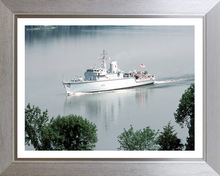 HMS Brecon M29 | Photo Print | Framed Print | Hunt Class | Mine Warfare Vessel | Royal Navy Hampshire Prints