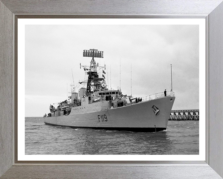 HMS Eskimo F119 Royal Navy Tribal class Frigate Photo Print or Framed Print - Hampshire Prints