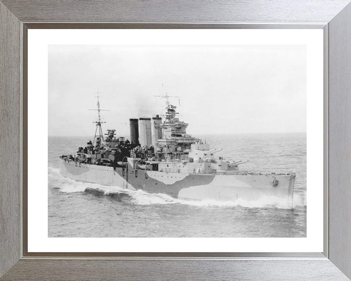 HMS Devonshire (39) | Photo Print | Framed Print | County Class | Cruiser | Royal Navy Hampshire Prints