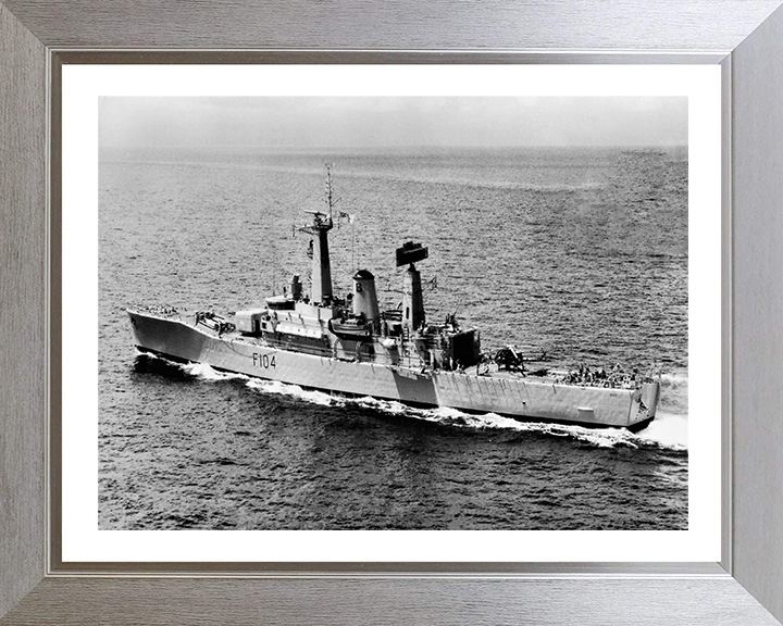 HMS Dido F104 | Photo Print | Framed Print | Leander Class | Frigate | Royal Navy Hampshire Prints