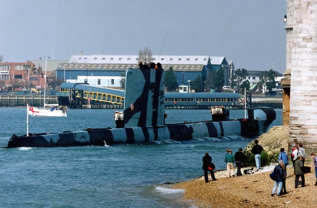 HMS Opossum S19 Royal Navy Oberon class Submarine Photo Print or Framed Print - Hampshire Prints