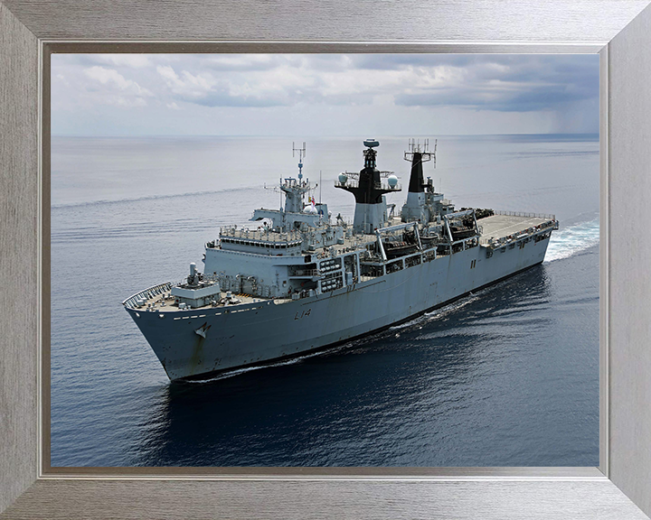 HMS Albion L14 | Photo Print | Framed Print | Albion Class | Amphibious ship | Royal Navy Hampshire Prints