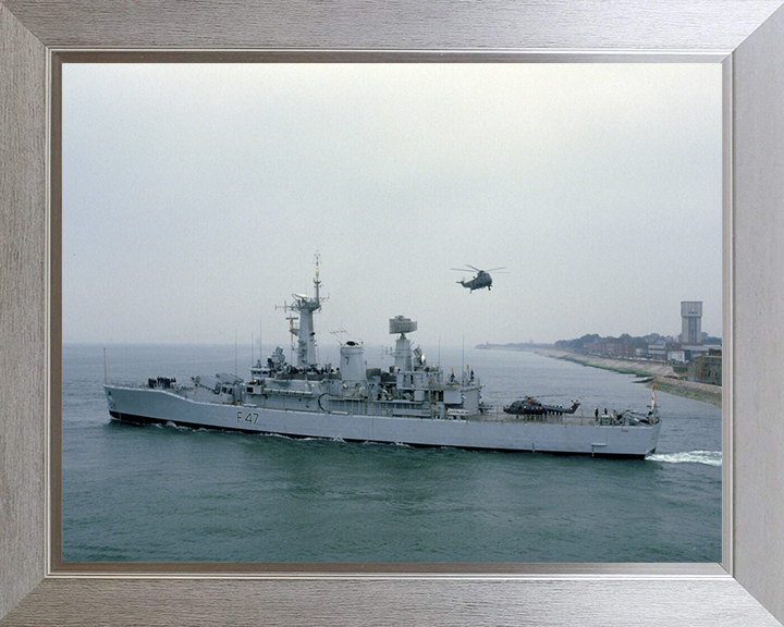 HMS Danae F47 | Photo Print | Framed Print | Poster | Leander Class | Frigate | Royal Navy Hampshire Prints