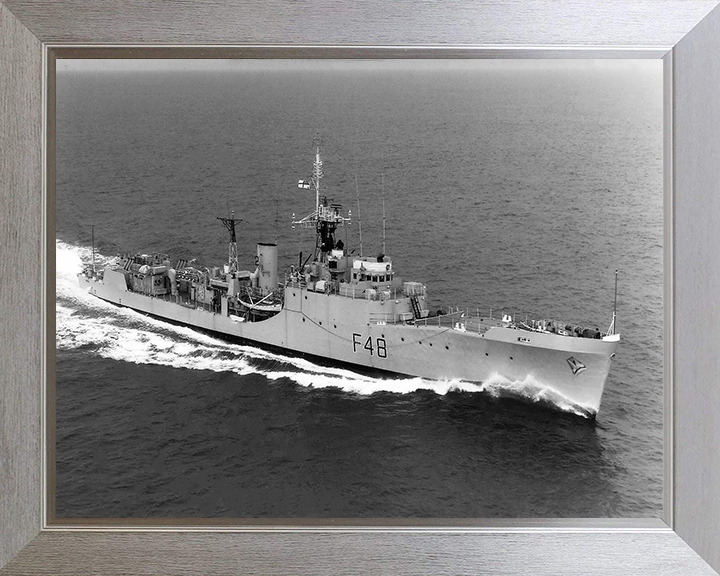 HMS Dundas F48 Royal Navy Blackwood class frigate Photo Print or Framed Print - Hampshire Prints