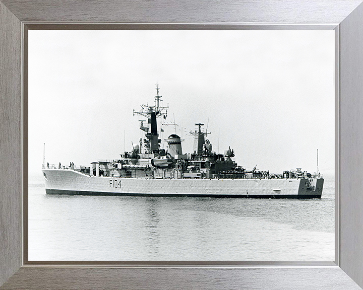 HMS Dido F104 | Photo Print | Framed Print | Leander Class | Frigate | Royal Navy Hampshire Prints