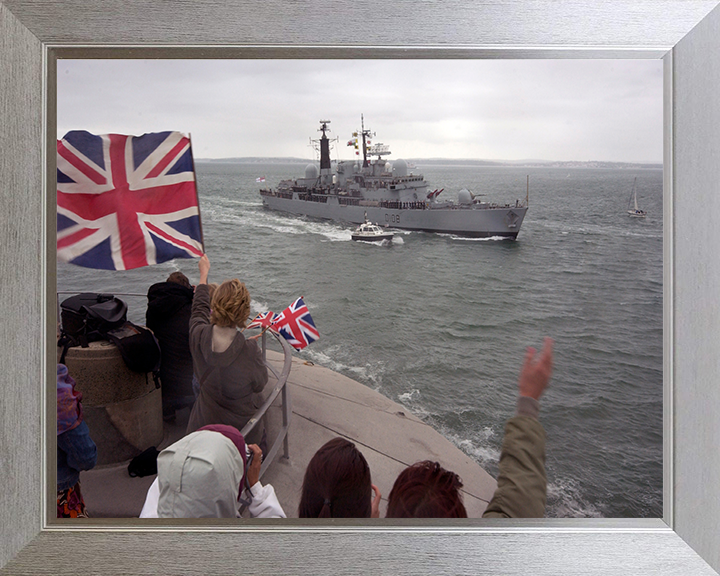 HMS Cardiff D108 Royal Navy Type 42 destroyer Photo Print or Framed Print - Hampshire Prints