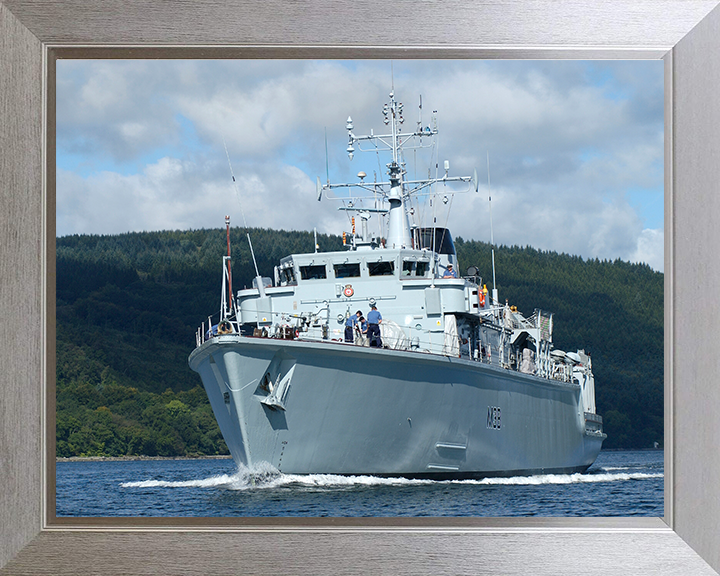 HMS Atherstone M38 Royal Navy Hunt class mine countermeasures vessel Photo Print or Framed Print - Hampshire Prints