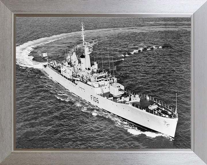 HMS Brighton F106 | Photo Print | Framed Print | Rothesay Class | Frigate | Royal Navy Hampshire Prints