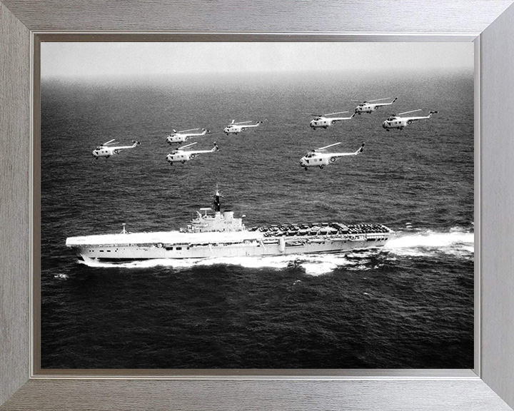 HMS Bulwark R08 | Photo Print | Framed Print | Centaur Class | Fleet Carrier | Royal Navy Hampshire Prints