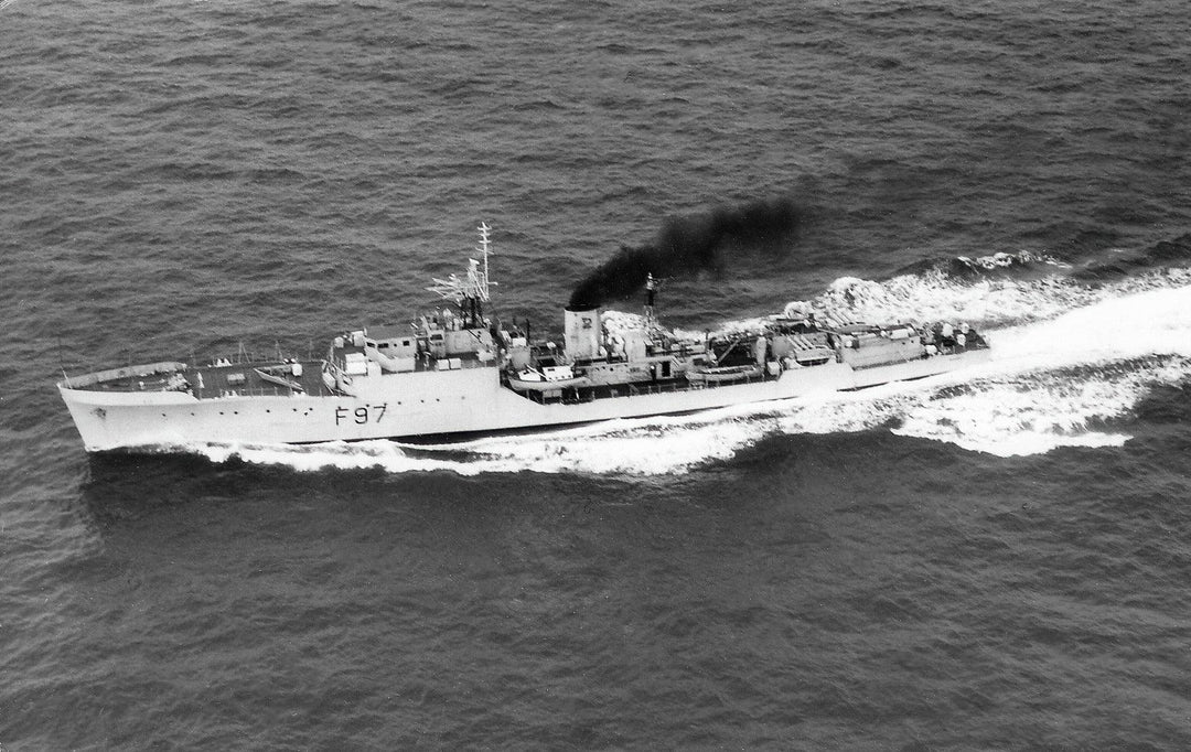 HMS Russell F97 Royal Navy Blackwood class frigate Photo Print or Framed Print - Hampshire Prints