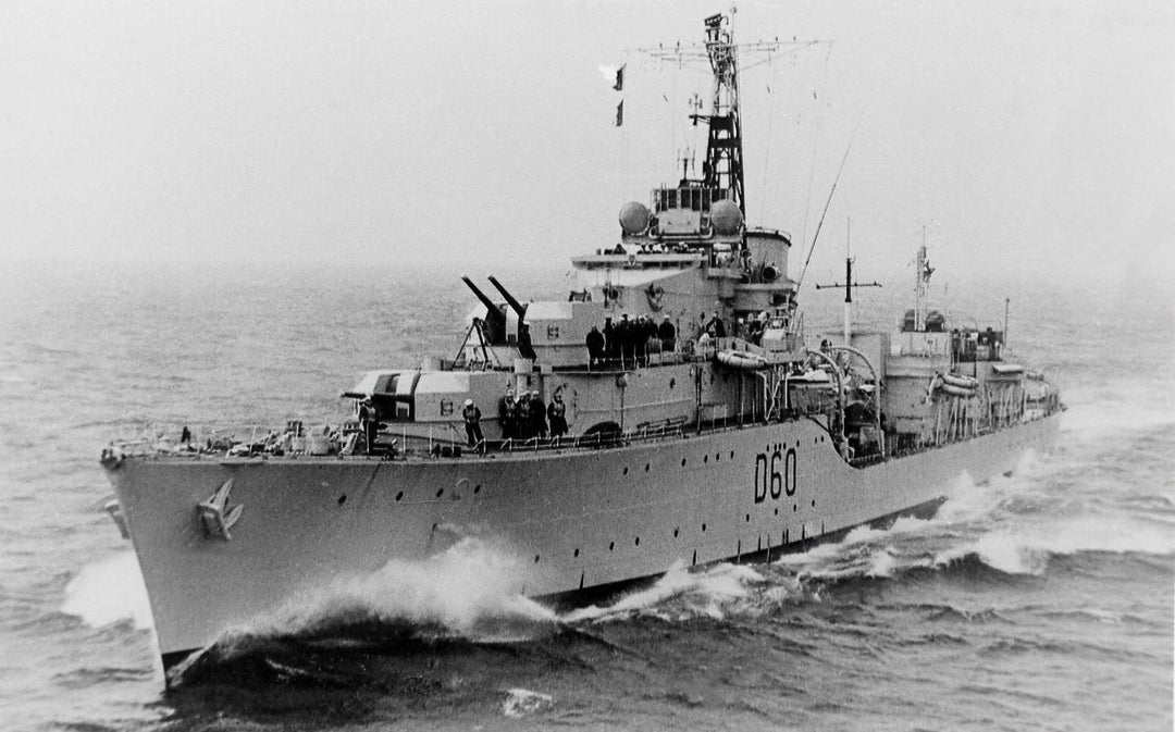 HMS Sluys D60 | Photo Print | Framed Print | Poster | R Class | Destroyer | Royal Navy Hampshire Prints