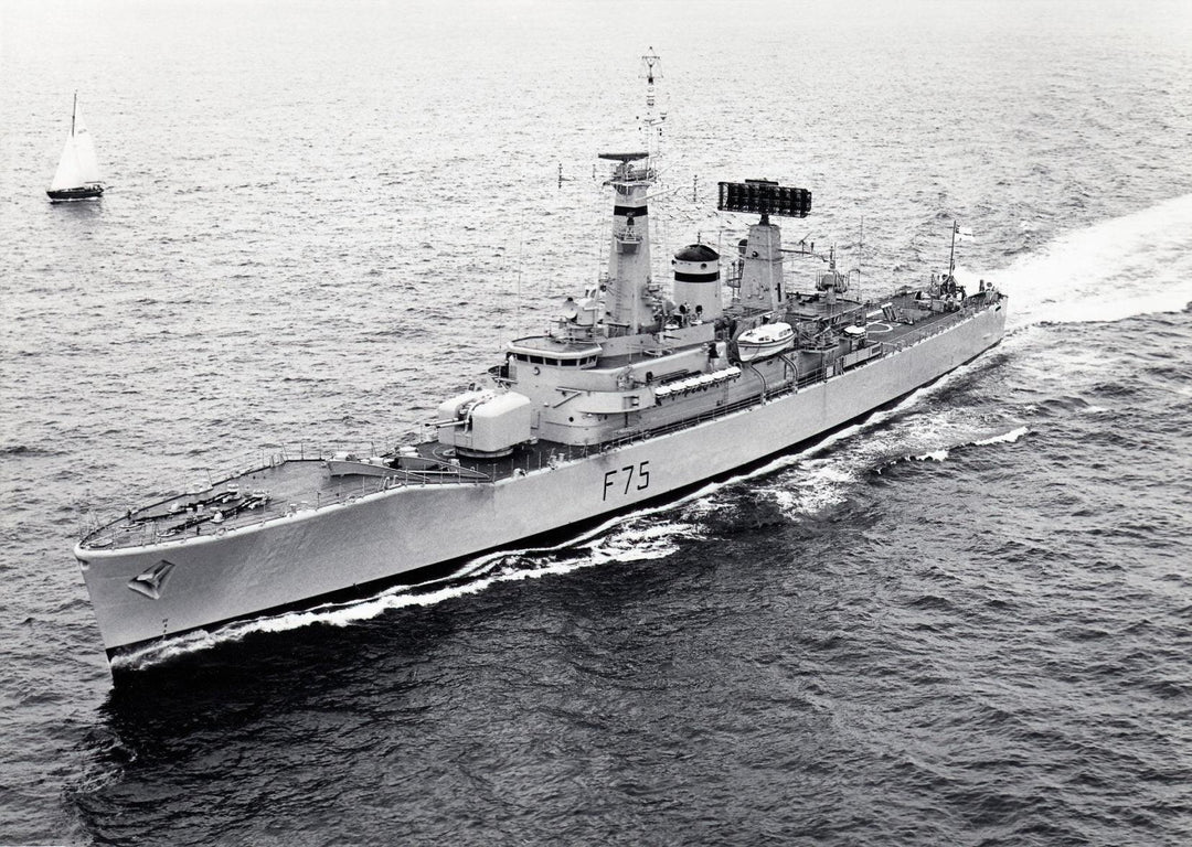 HMS Charybdis F75 | Photo Print | Framed Print | Leander Class | Frigate | Royal Navy Hampshire Prints