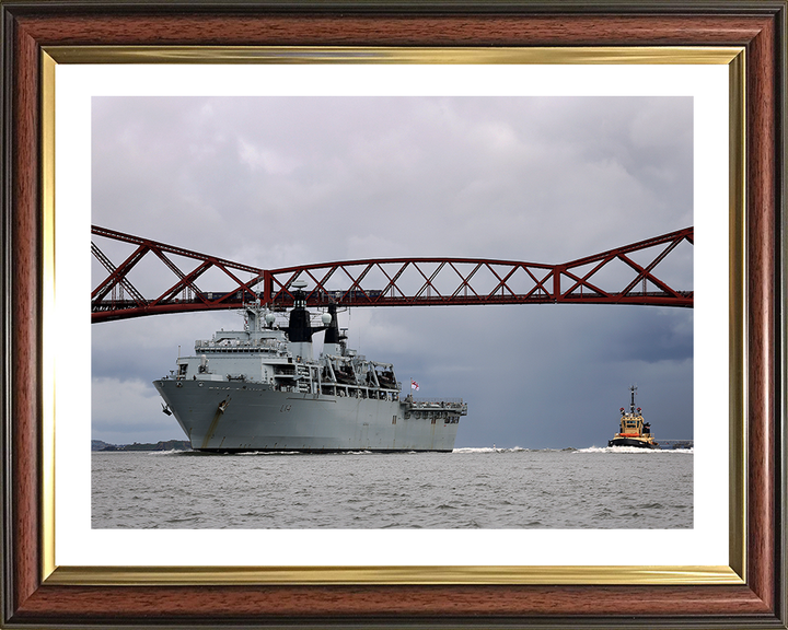 HMS Albion L14 | Photo Print | Framed Print | Albion Class | Amphibious ship | Royal Navy Hampshire Prints