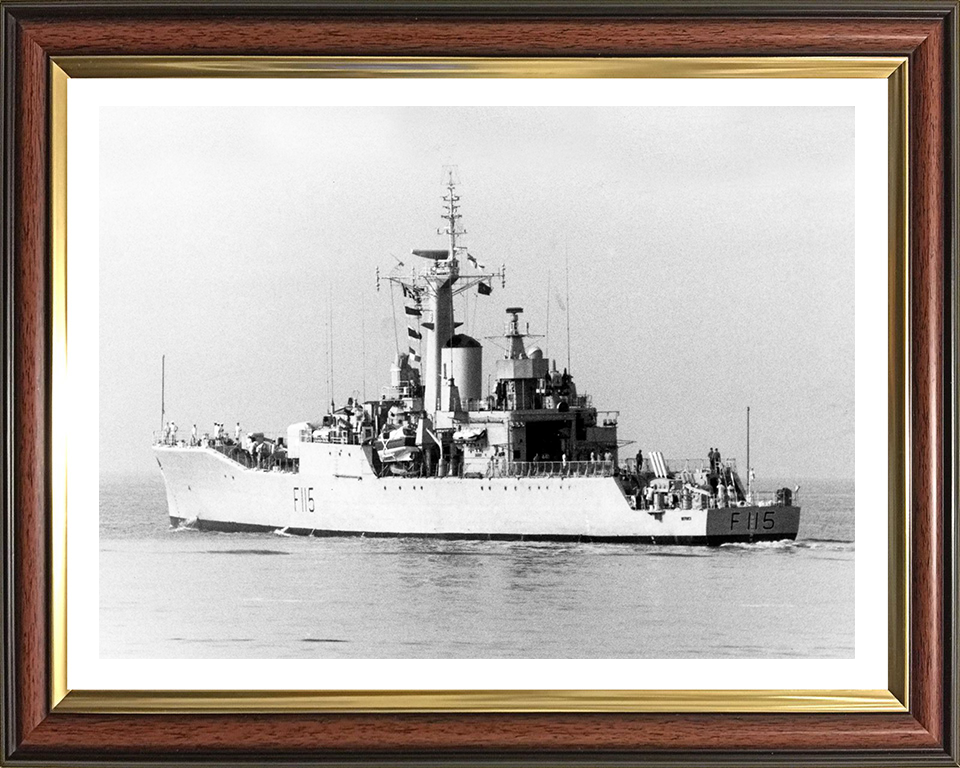 HMS Berwick F115 Royal Navy Rothesay Class frigate Photo Print or Framed Print - Hampshire Prints