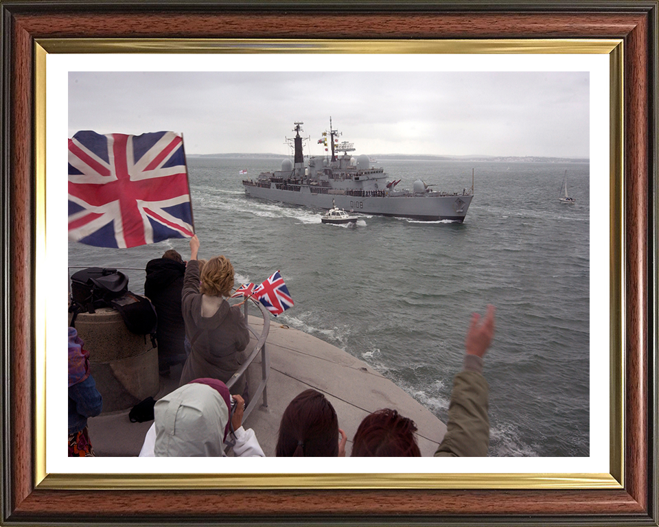 HMS Cardiff D108 Royal Navy Type 42 destroyer Photo Print or Framed Print - Hampshire Prints