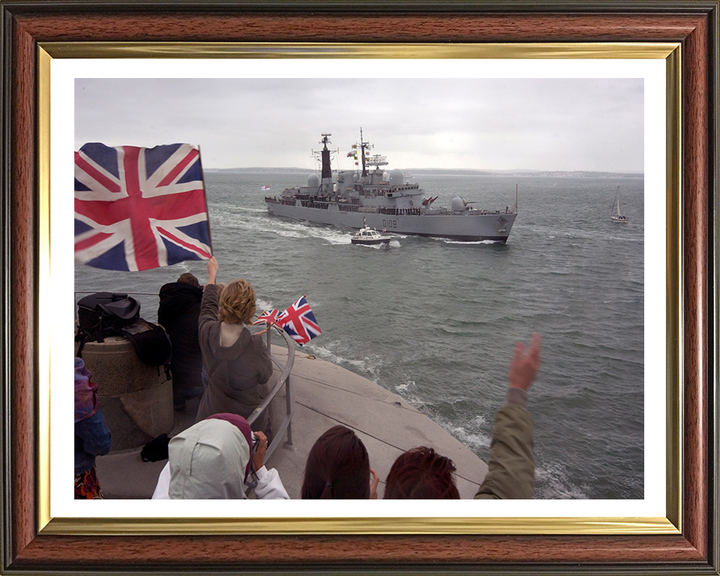 HMS Cardiff D108 | Photo Print | Framed Print | Poster | Type 42 | Destroyer | Royal Navy Hampshire Prints