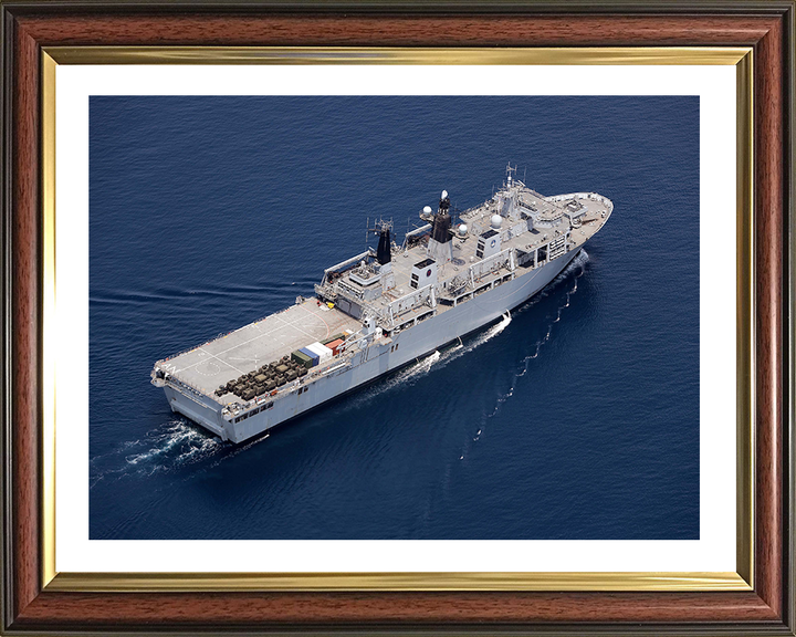 HMS Albion L14 | Photo Print | Framed Print | Albion Class | Amphibious ship | Royal Navy Hampshire Prints