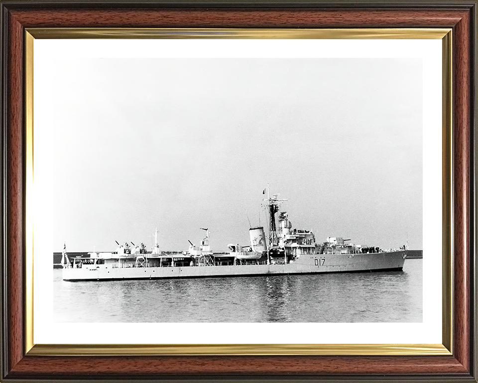 HMS Alamein (D17) Photo Print - Starboard View - Royal Navy Battle Class Destroyer Hampshire Prints 10 x 8 Classic Frame Yes
