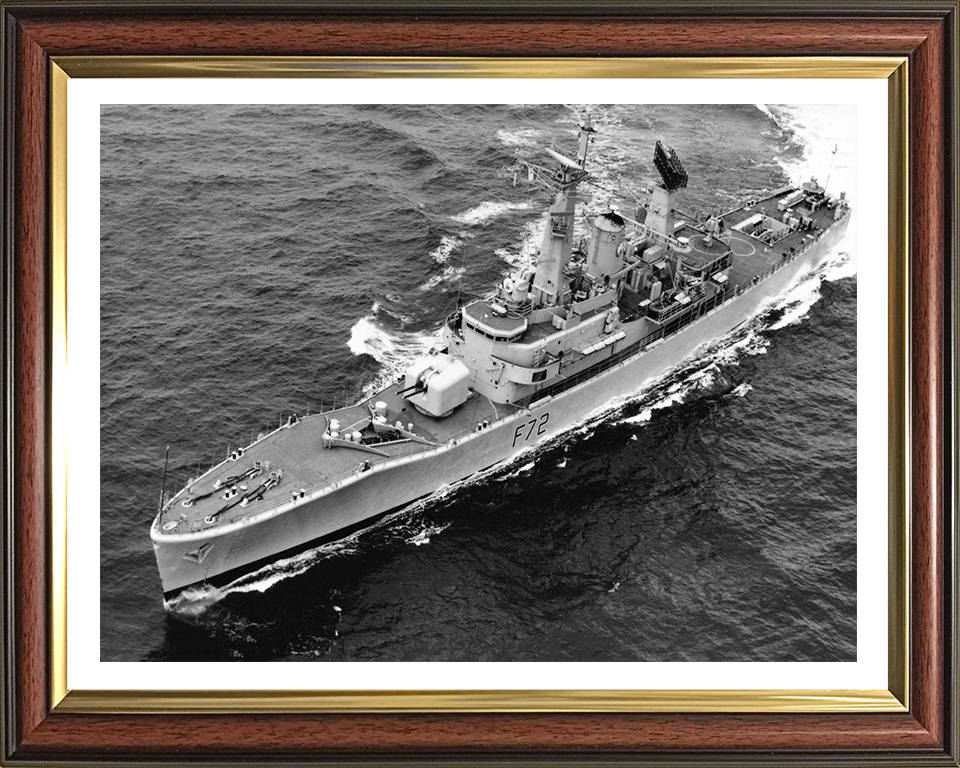 HMS Ariadne F72 | Photo Print | Framed Print | Leander Class | Frigate | Royal Navy Hampshire Prints