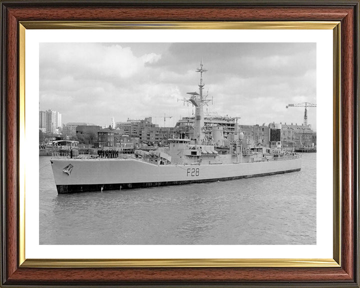HMS Cleopatra F28 | Photo Print | Framed Print | Leander Class | Frigate | Royal Navy Hampshire Prints