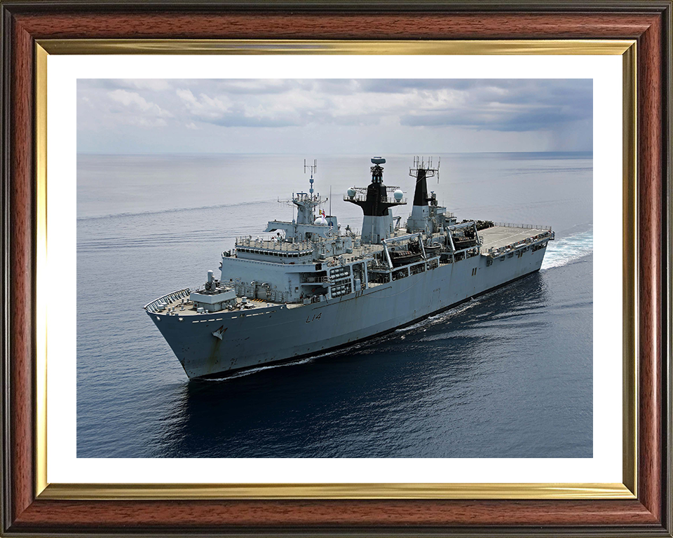 HMS Albion L14 | Photo Print | Framed Print | Albion Class | Amphibious ship | Royal Navy Hampshire Prints