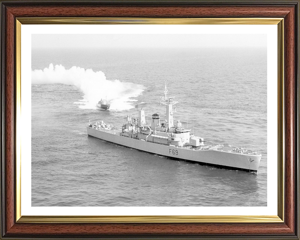 HMS Bacchante F69 | Photo Print | Framed Print | Leander Class | Frigate | Royal Navy Hampshire Prints